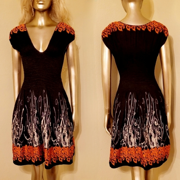 NWOT Black Max Edition Printed Shirred Stretch Dress Sz Small - Picture 1 of 13